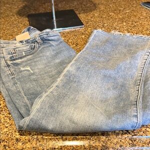 KUT from the cloth 6